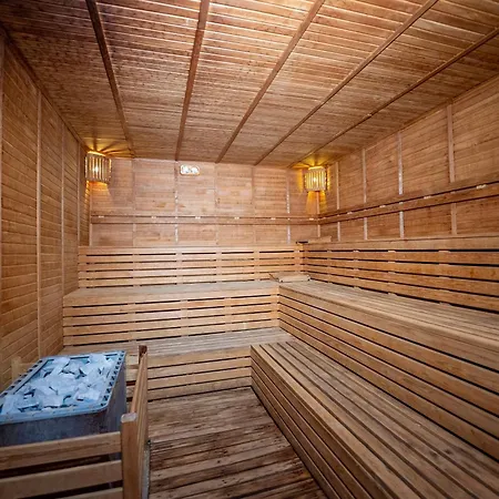 Linda Sunny & シダ