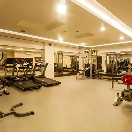 Hotel Linda Sunny & 5*