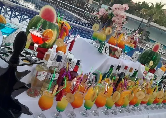 Linda Sunny & Hotel Sidé