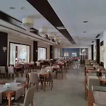 Готель Linda Sunny & Сіде