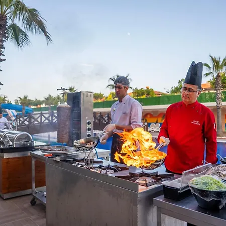 Linda Sunny & Ξενοδοχείο Σιντέ