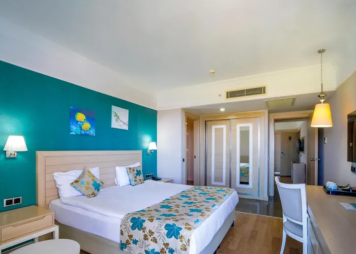 Linda Sunny Hotel&spa-ultra 5* Side